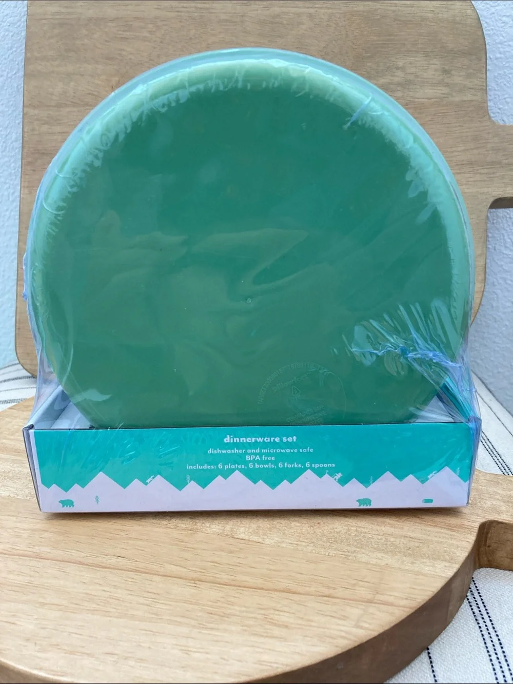 SALE! 50% Off NWT Pillowfort Aqua Mint Dinnerware Set - Green 24 Pieces